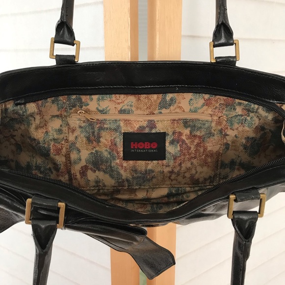 HOBO bow top handle bag smooth Black leather - Picture 4 of 8